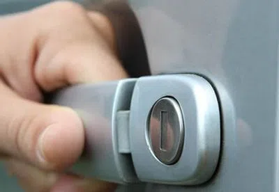 Little Village Locksmith Store Astoria, NY 718-489-9783 - 21-unlock-car